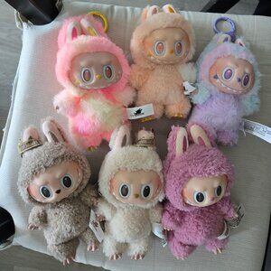 Labubu Collection - 'Big Into Energy & 'Exciting Macaron'